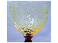 スウェーデンPukeberg Glass ウランガラスワイングラス(ベル形) 『TURKEY TRACK』パターン
